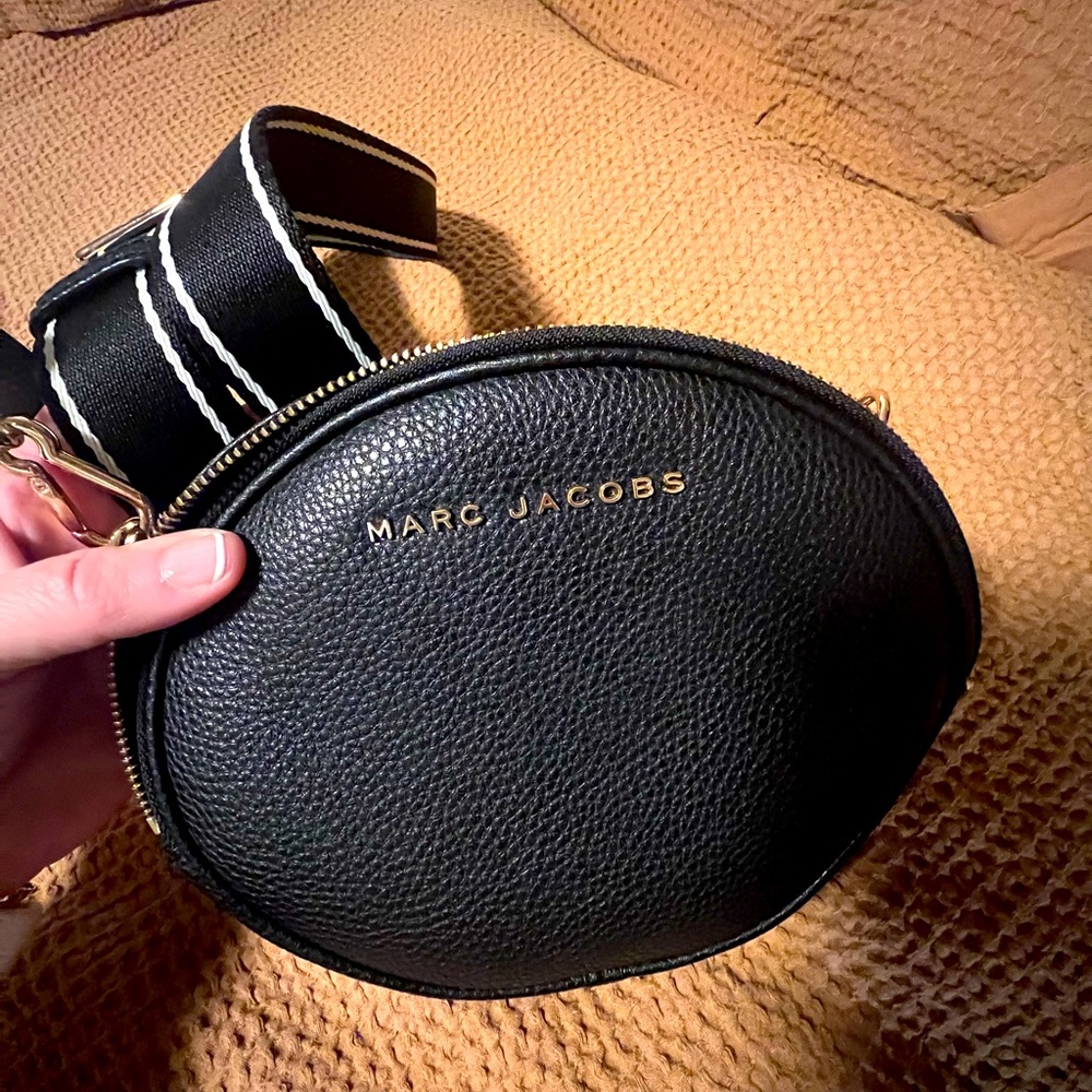 Marc Jacobs cross-body bag